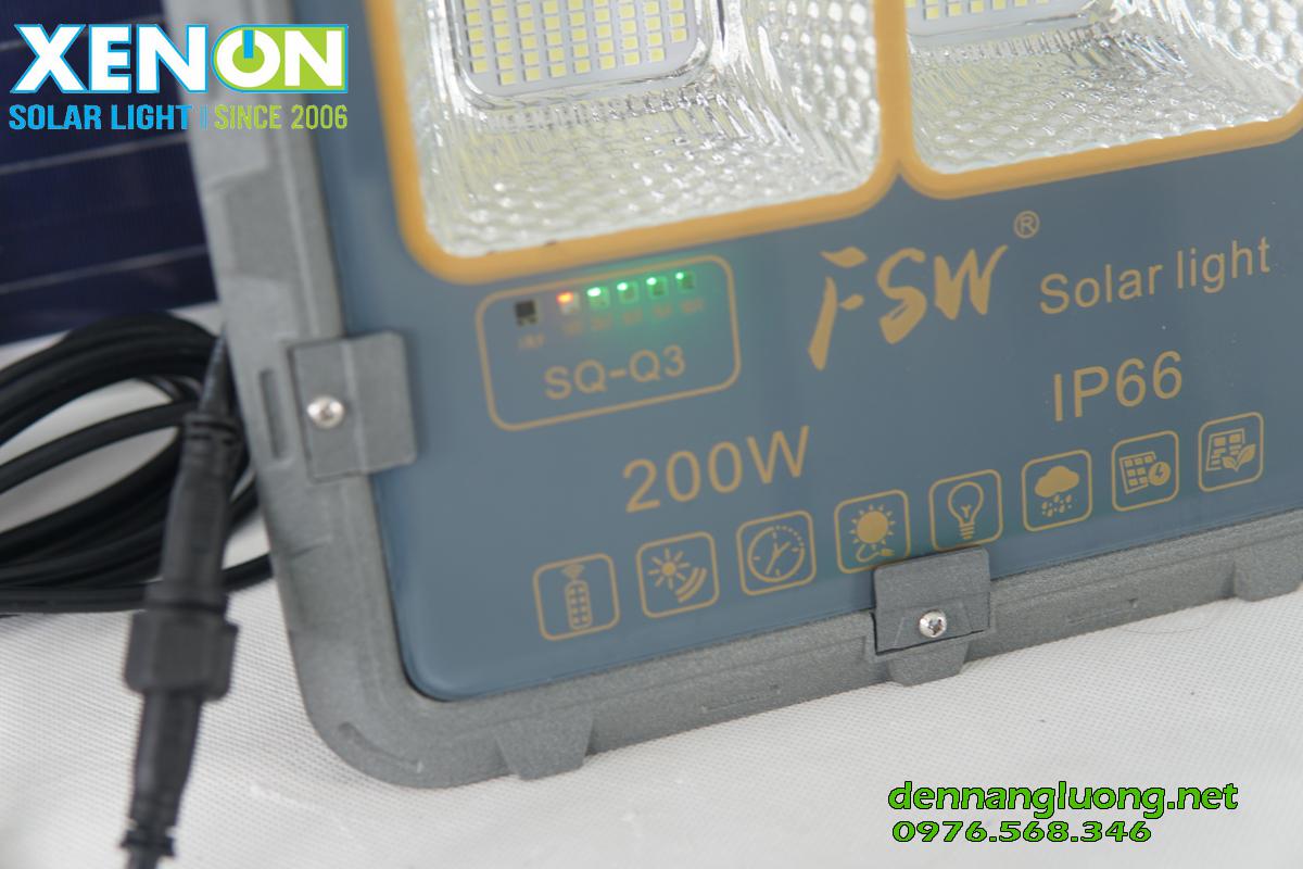 Đèn năng lượng mặt trời FSW 200W