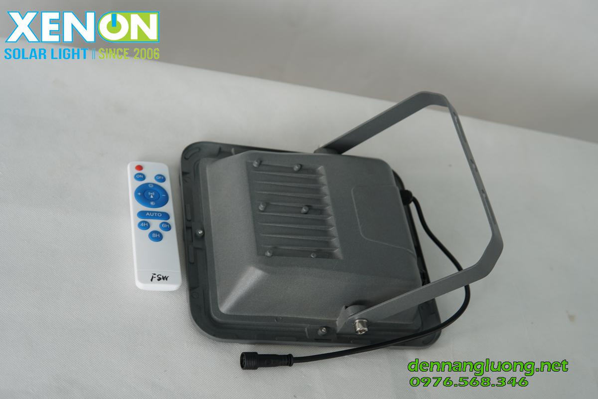 Đèn năng lượng mặt trời SFW 100W