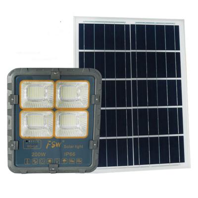 Đèn Pha Năng Lượng FSW P200W giá rẻ tấm pin rời