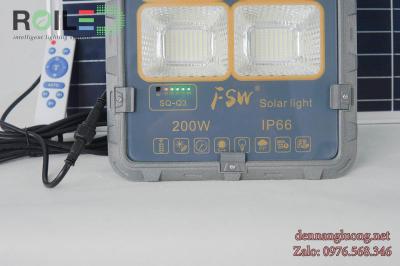 Đèn Pha Năng Lượng FSW P200W giá rẻ tấm pin rời