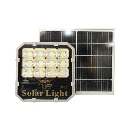 Đèn Pha Năng Lượng Mặt Trời 100W Chiếu Sáng Bao Nhiêu m²? Review Roiled TF-100W