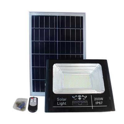 Đèn pha năng lượng mặt trời 3 chế độ ánh sáng 200W Xenon XN-SLTGD-20009