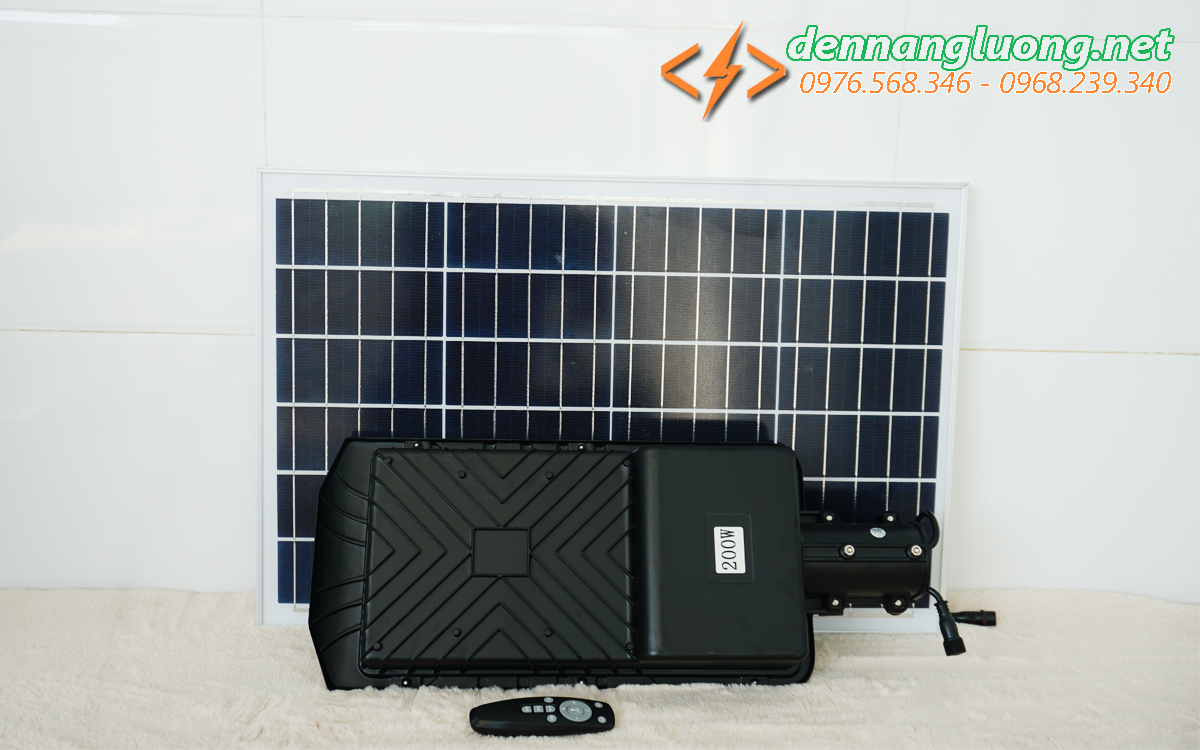 Đèn đường RL 200w pin rời  Solar Light 200w năng lượng mặt trời