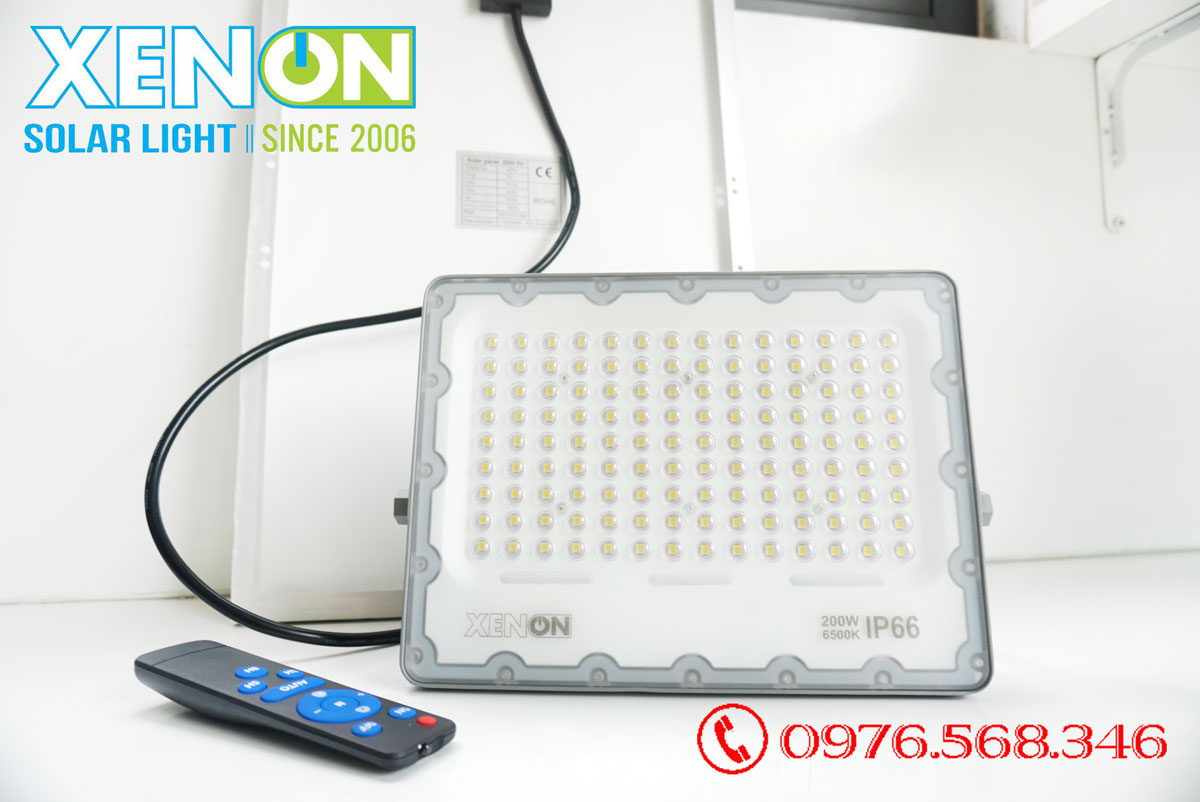 Đèn Pha Năng Lượng Mặt Trời 200W Xenon Deluxe - DL200W