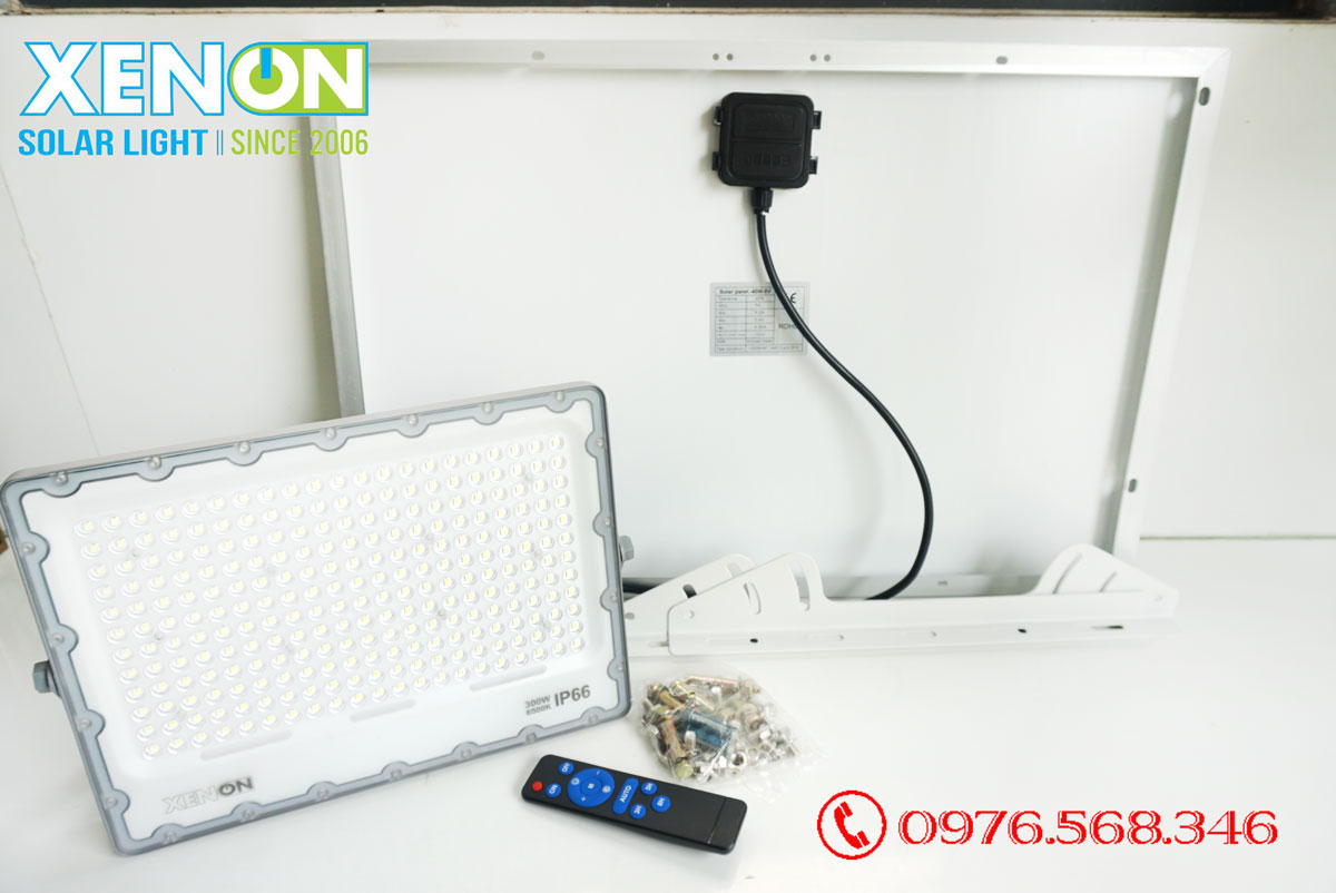 Đèn Pha Năng Lượng Mặt Trời 300W Xenon Deluxe - DL300W