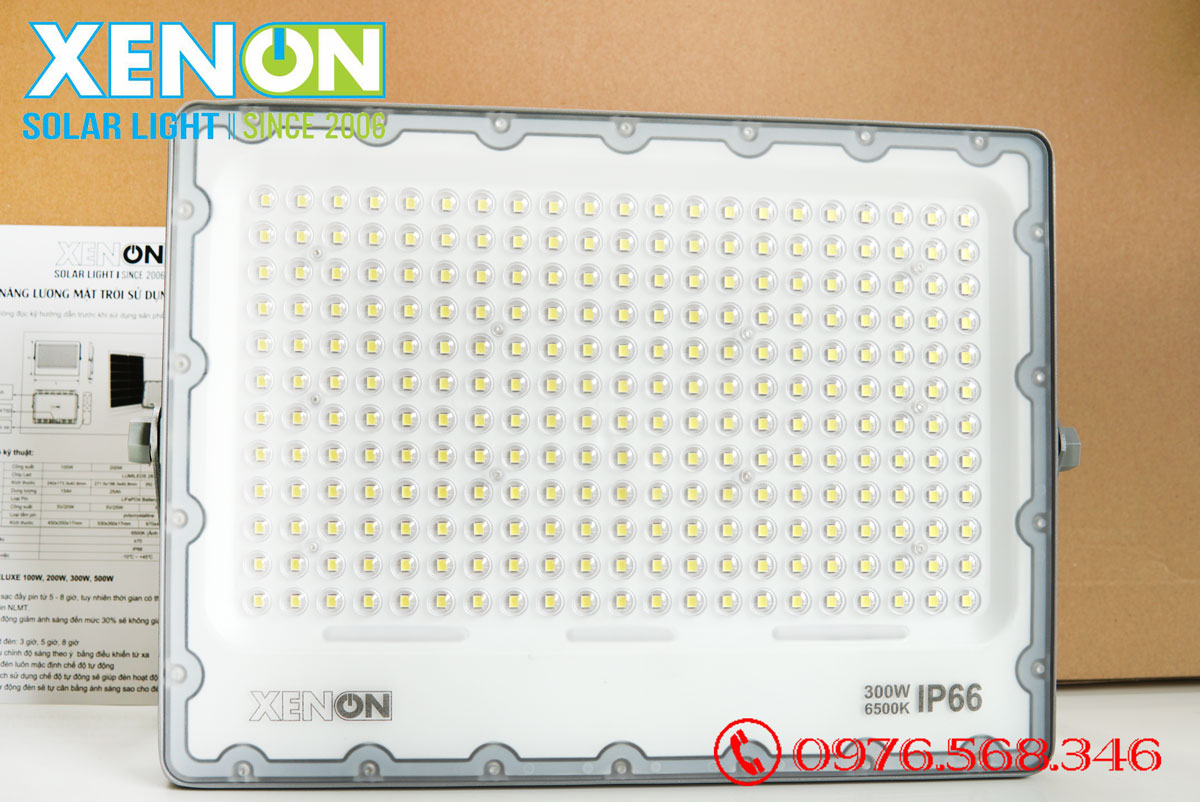Đèn Pha Năng Lượng Mặt Trời 300W Xenon Deluxe - DL300W Đèn Pha Năng Lượng Mặt Trời 300W Xenon Deluxe - DL300W