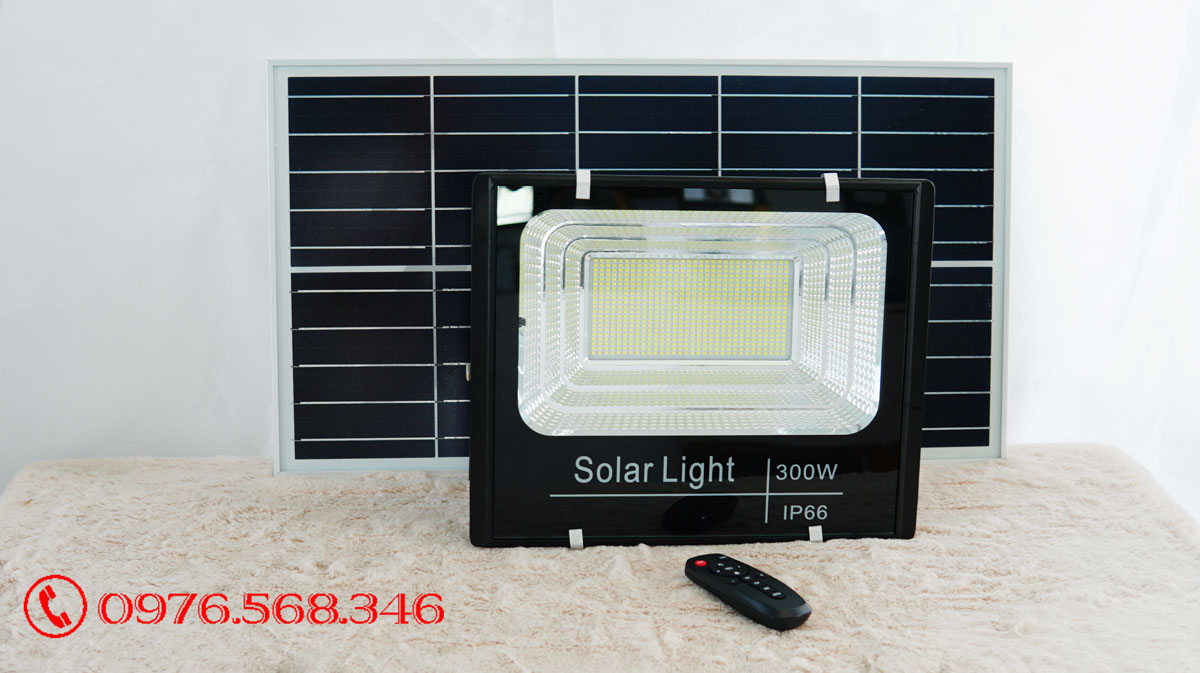Đèn pha năng lượng mặt trời Roiled RP1-300w