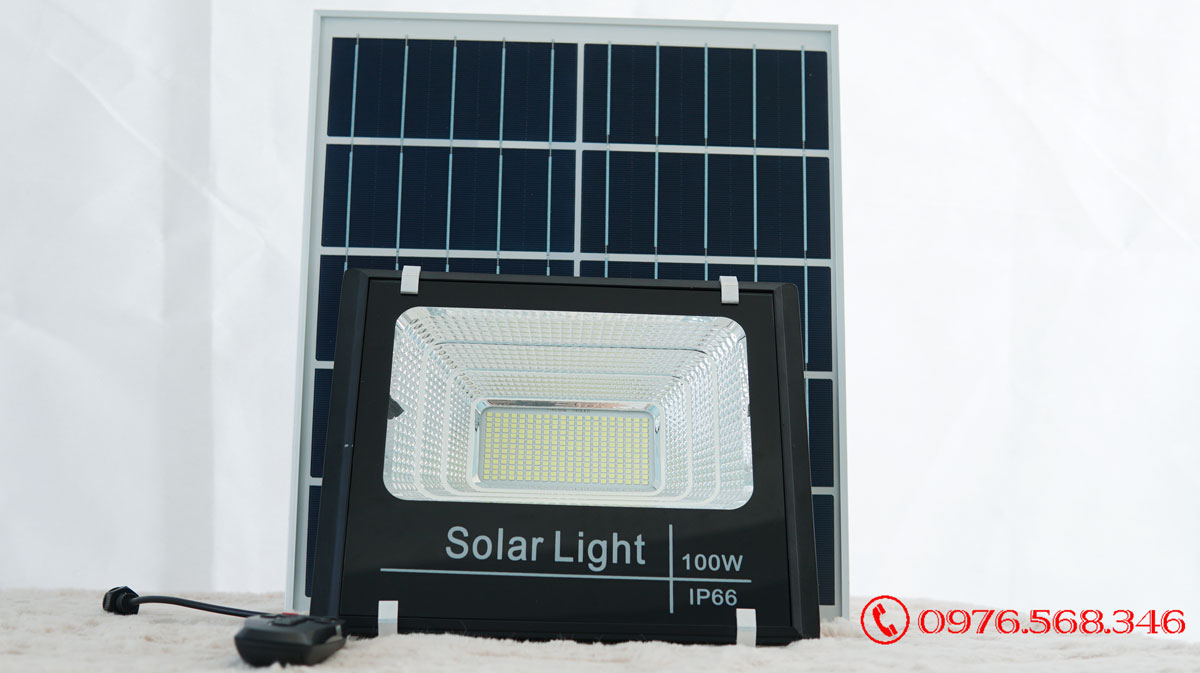 Đèn pha năng lượng mặt trời Roiled RP1-100W