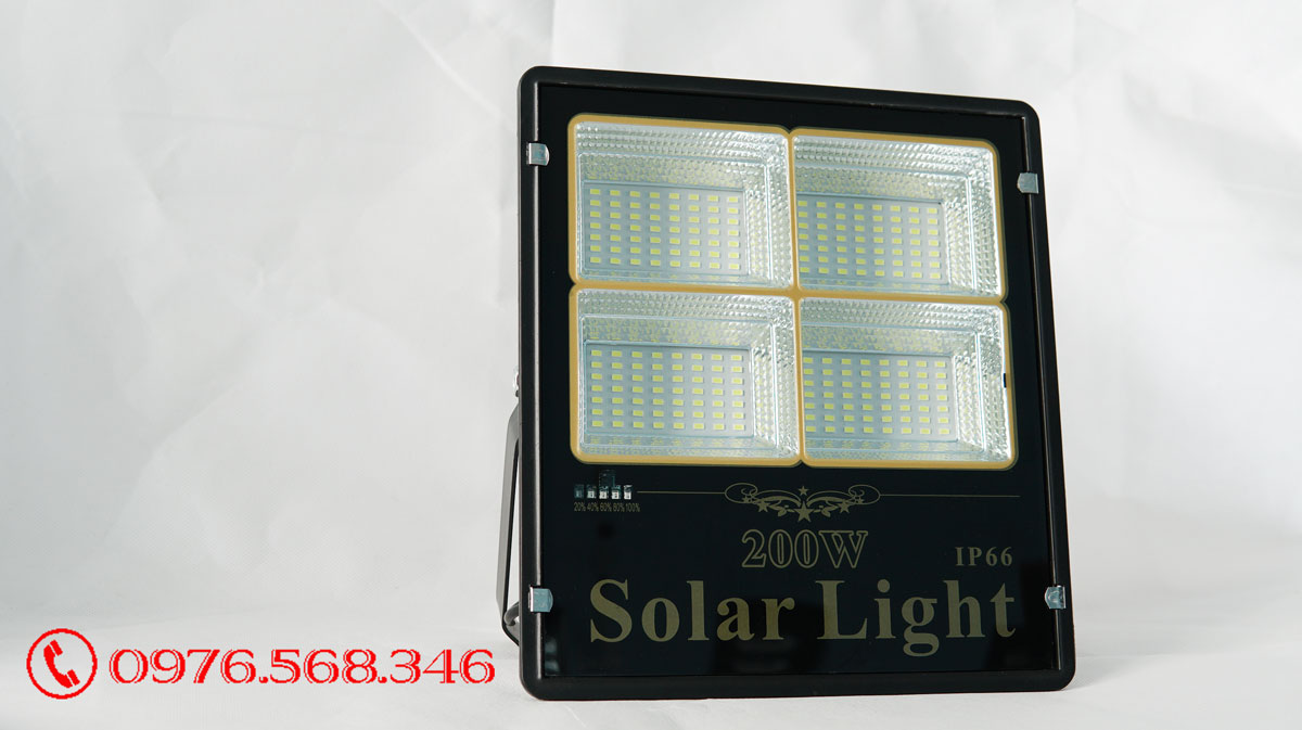Đèn pha năng lượng mặt trời Roiled RP4-200w