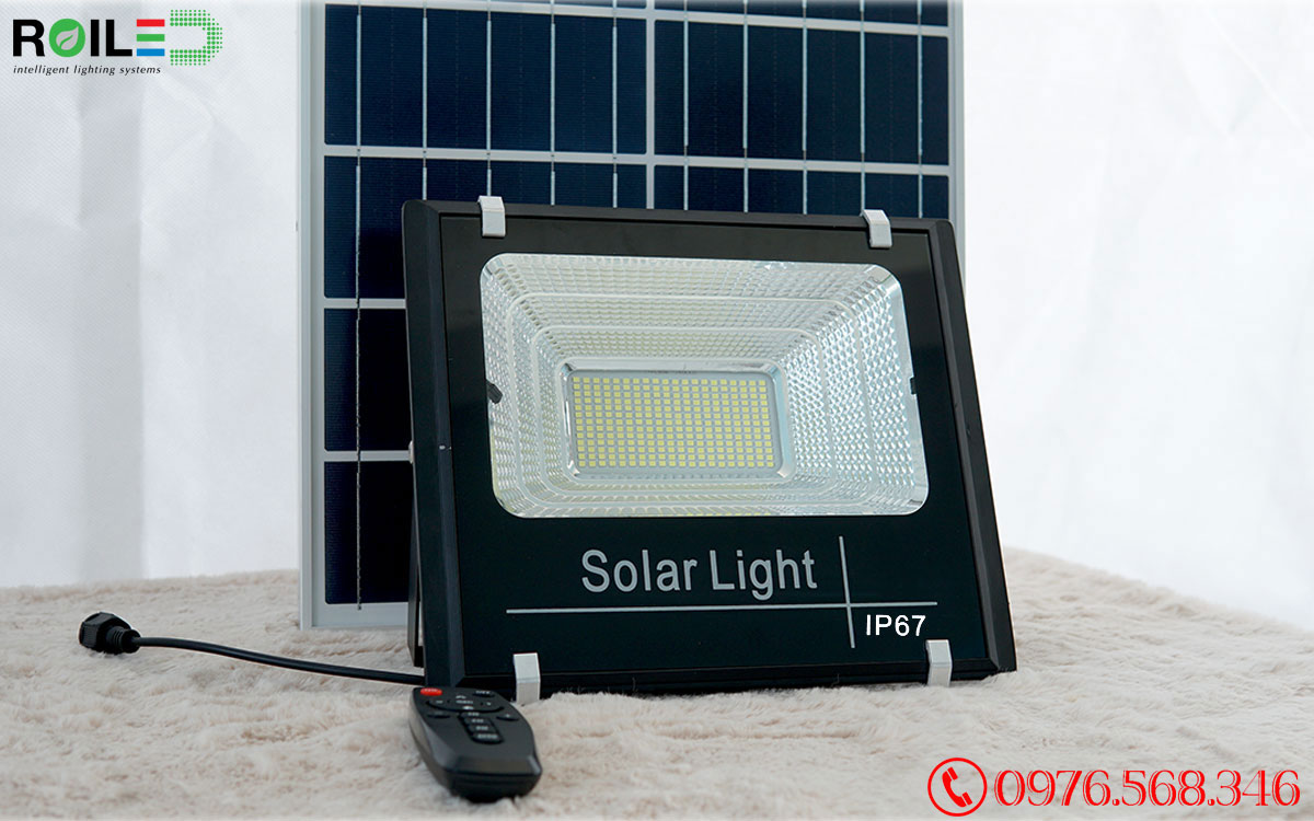 Đèn pha năng lượng mặt trời 100W giá rẻ Roiled - RP1-100W