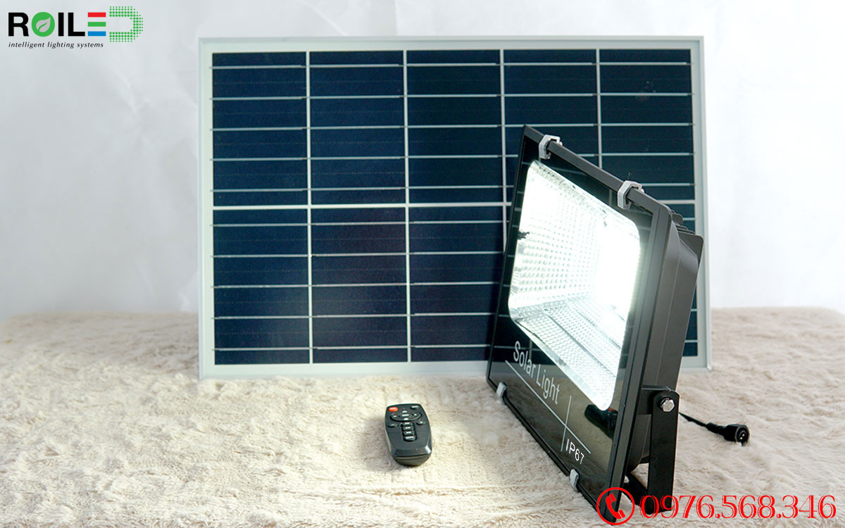 Đèn pha năng lượng mặt trời giá rẻ 200W Roiled - RP1-200W