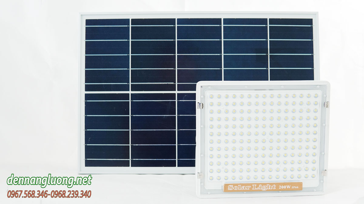 Đèn pha năng lượng mặt trời 200w cao cấp Roiled - RN200W