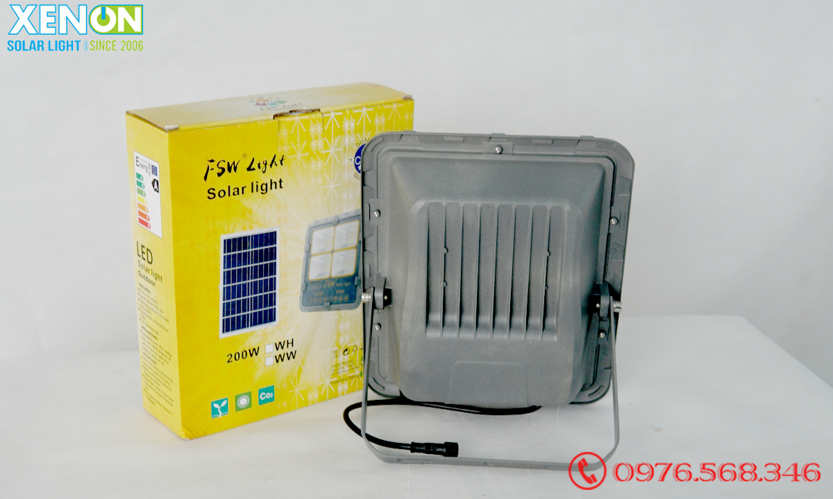 Đèn Solar Light FL200W| năng lượng mặt trời siêu sáng | FSW 2021