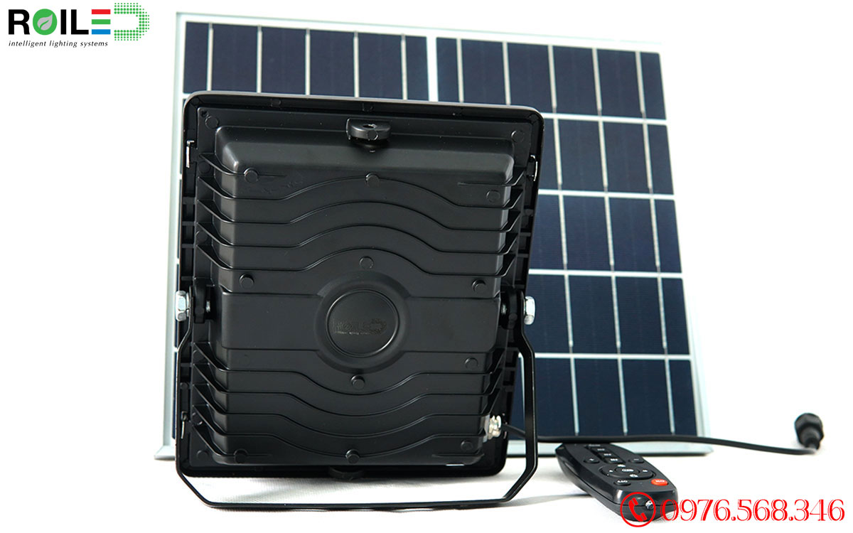 Đèn Pha Năng Lượng Mặt Trời Siêu Sáng 60W Roiled - RP4-60W