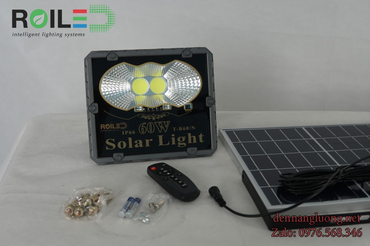 Đèn pha năng lượng mặt trời giá rẻ 60W Roiled - PC60W