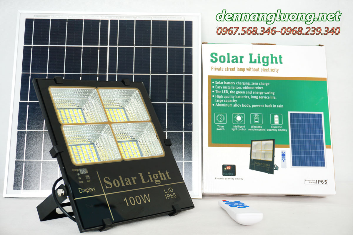 Đèn pha led năng lượng mặt trời 3 màu