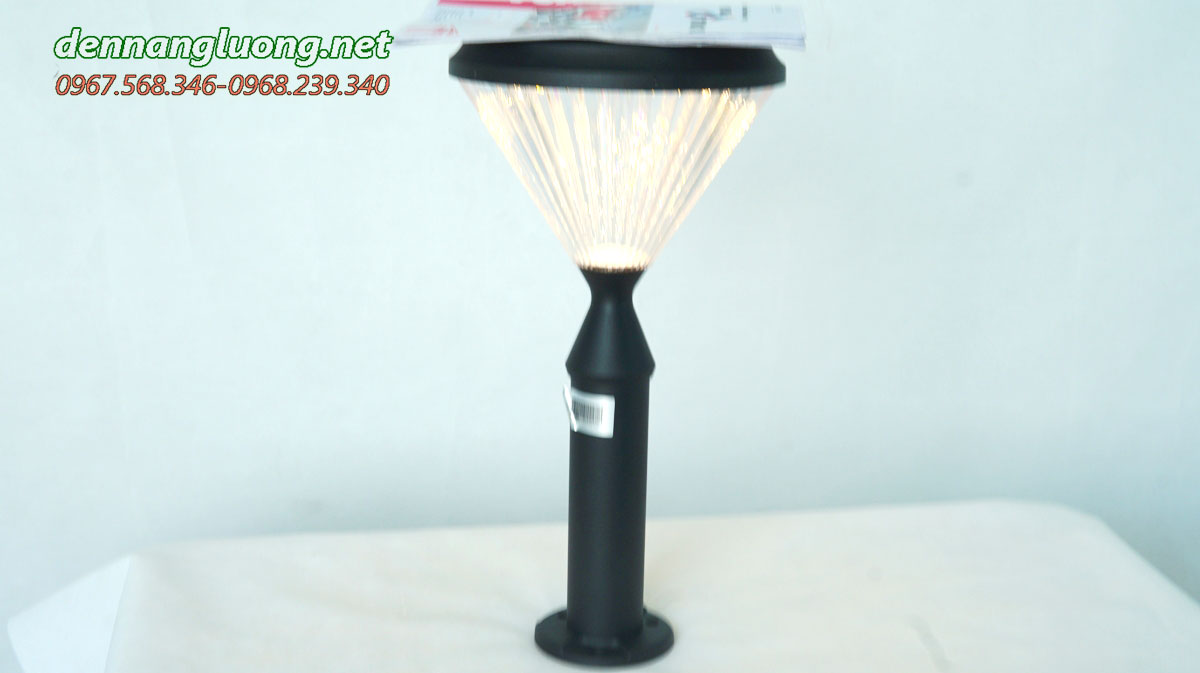 Đèn sân vườn năng lượng mặt trời Roiled