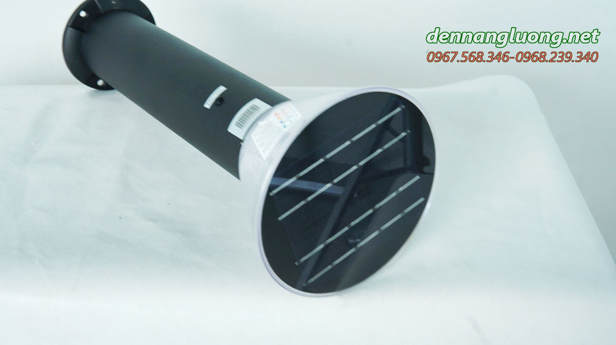 Đèn sân vườn năng lượng mặt trời Roiled